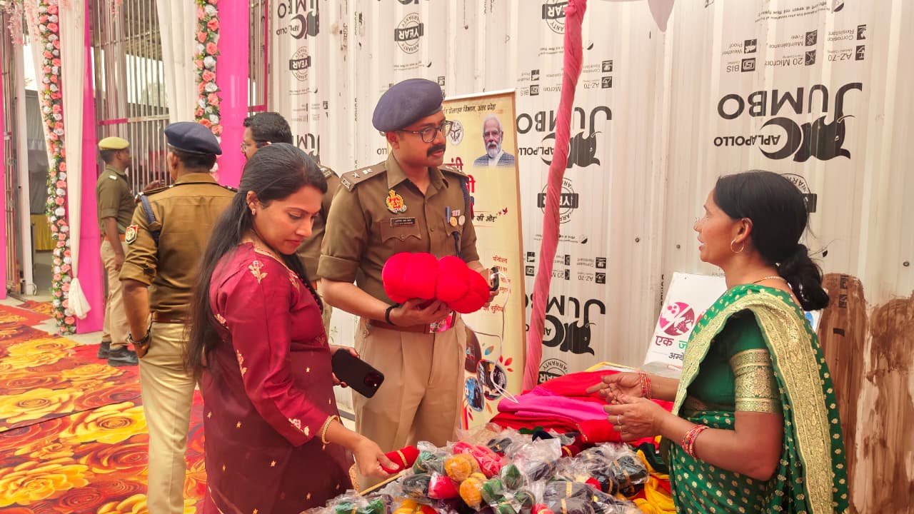 Demonstration of Sewing Machine Operation by Trainer